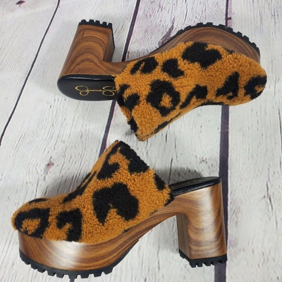 Jessica Simpson Women's Size 10 Tollia High Pile Faux Fur Platform Mules - Picture 6 of 9